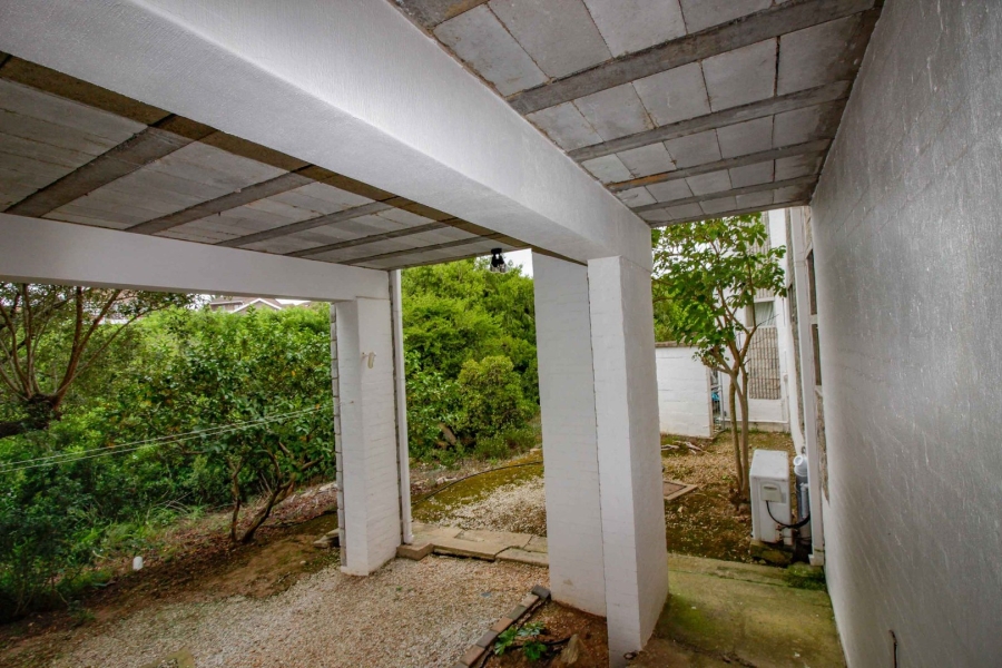 3 Bedroom Property for Sale in Wavecrest Eastern Cape
